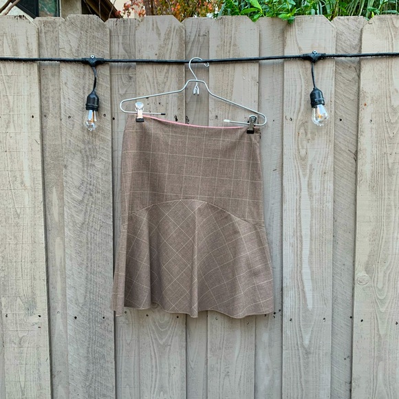 Brown Plaid Bebe Pencil Skirt - Size 2 - Picture 2 of 4